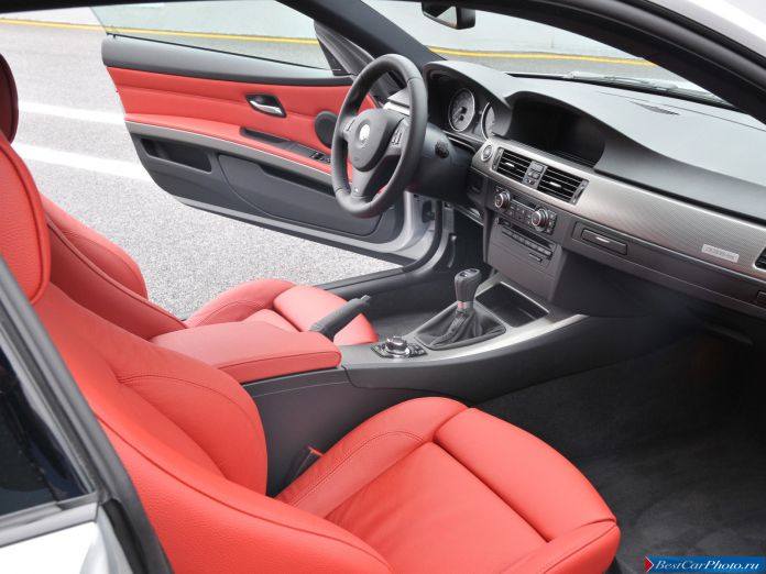 2011 BMW 3-series Coupe - фотография 69 из 75 2011 BMW 3-series Coupe - фотография 69 из 75