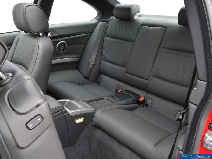 2011 BMW 3-series Coupe - фотография 73 из 75 2011 BMW 3-series Coupe - фотография 73 из 75