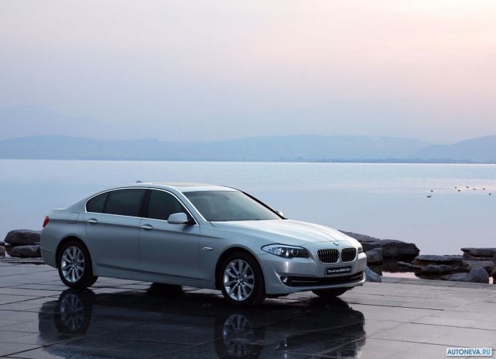 2011 BMW 5-series Long Wheelbase - фотография 3 из 12