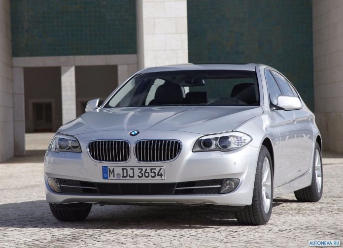2011 BMW 5-series Long Wheelbase - фотография 6 из 12