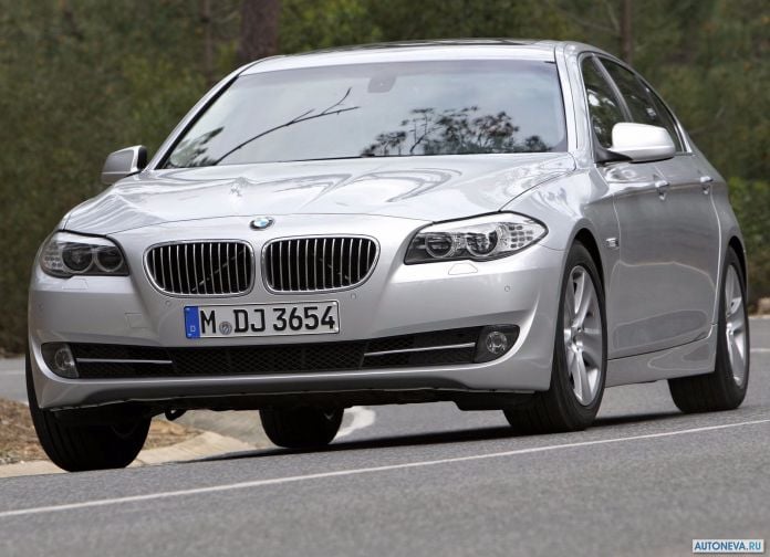2011 BMW 5-series Long Wheelbase - фотография 9 из 12