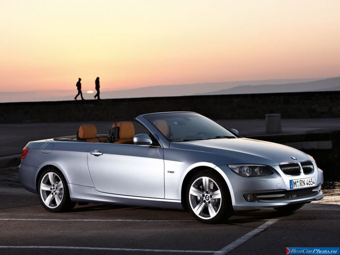 2011 BMW 3-series Convertible - фотография 14 из 47