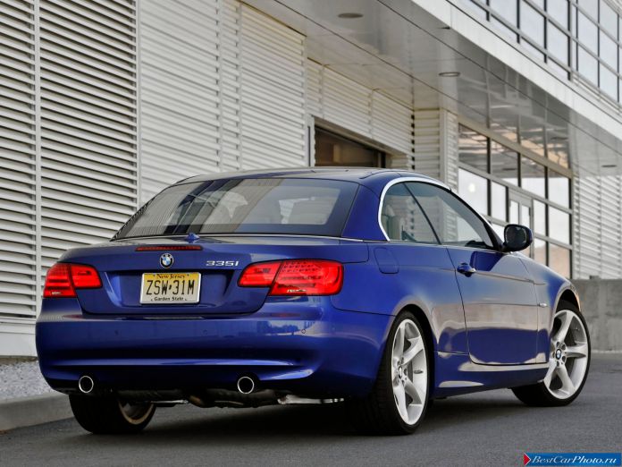 2011 BMW 3-series Convertible - фотография 39 из 47