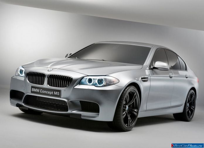2011 BMW 5-series M Sedan Concept - фотография 2 из 19