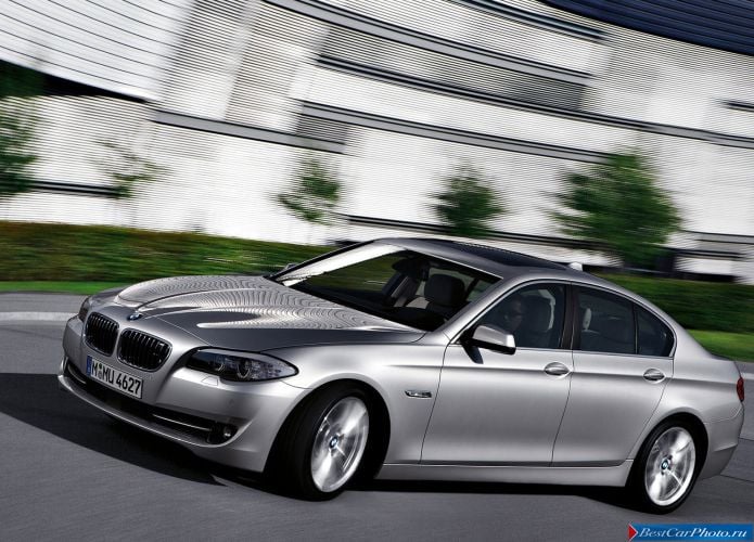 2011 BMW 5-series Sedan - фотография 1 из 248