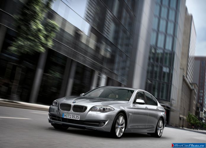 2011 BMW 5-series Sedan - фотография 3 из 248 2011 BMW 5-series Sedan - фотография 3 из 248