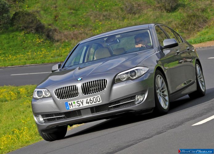 2011 BMW 5-series Sedan - фотография 6 из 248