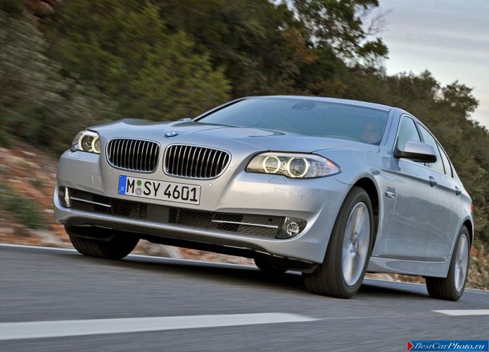 2011 BMW 5-series Sedan - фотография 15 из 248 2011 BMW 5-series Sedan - фотография 15 из 248