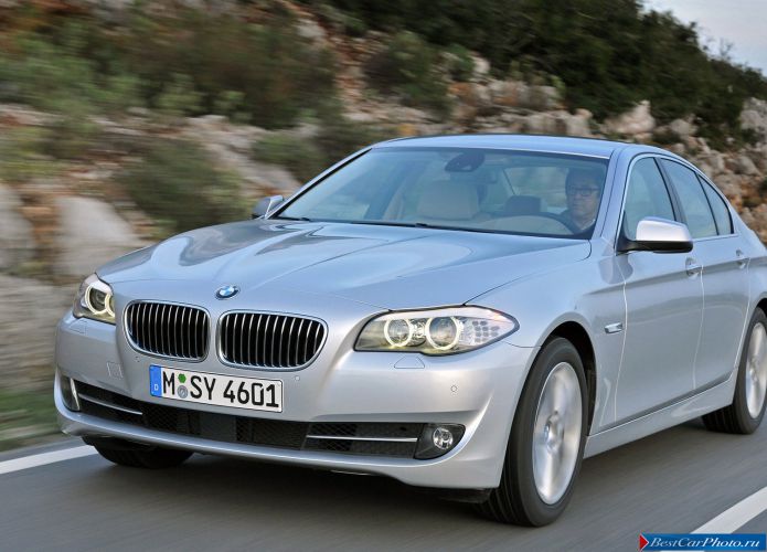 2011 BMW 5-series Sedan - фотография 25 из 248