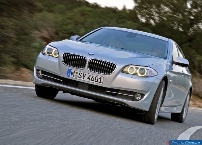 2011 BMW 5-series Sedan - фотография 27 из 248