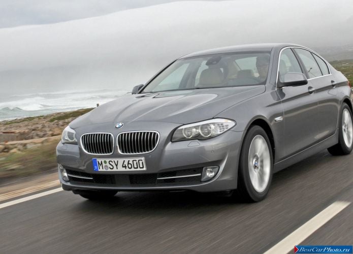2011 BMW 5-series Sedan - фотография 38 из 248 2011 BMW 5-series Sedan - фотография 38 из 248