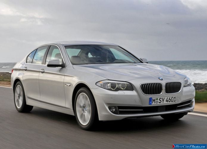 2011 BMW 5-series Sedan - фотография 41 из 248