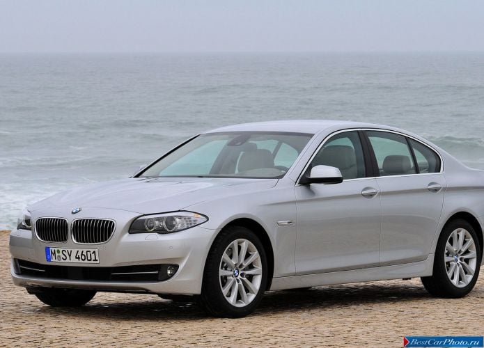 2011 BMW 5-series Sedan - фотография 42 из 248 2011 BMW 5-series Sedan - фотография 42 из 248