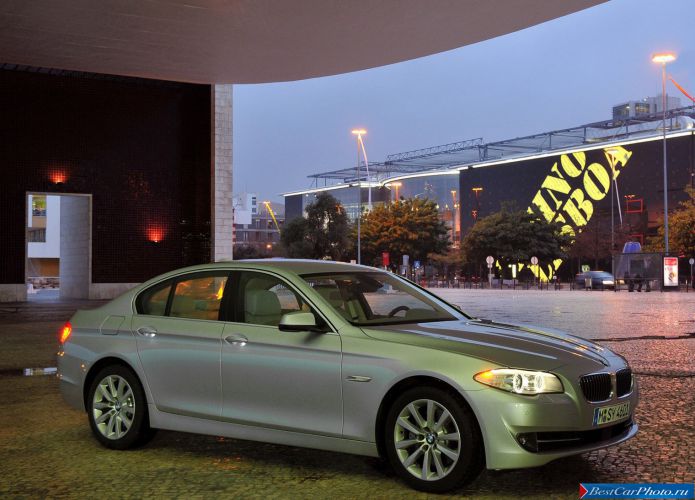 2011 BMW 5-series Sedan - фотография 58 из 248 2011 BMW 5-series Sedan - фотография 58 из 248