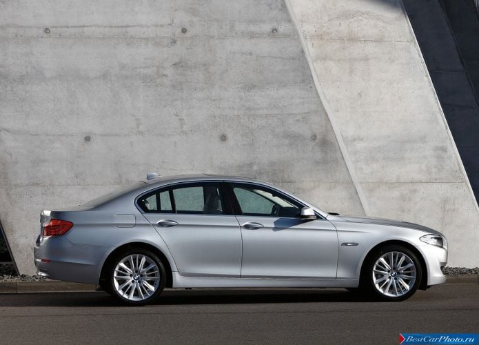 2011 BMW 5-series Sedan - фотография 73 из 248 2011 BMW 5-series Sedan - фотография 73 из 248