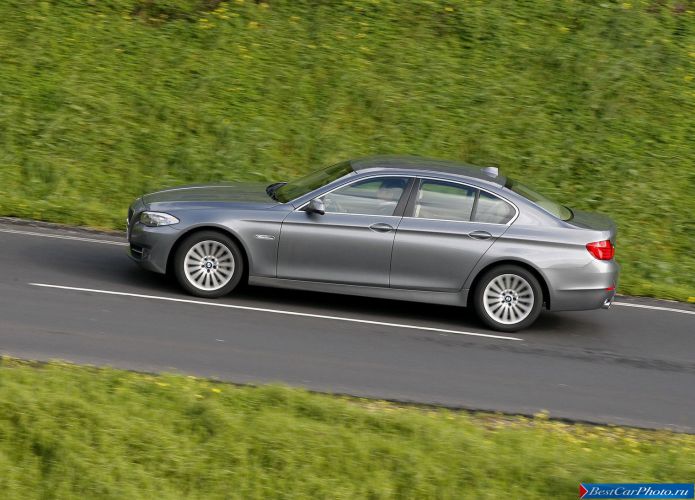2011 BMW 5-series Sedan - фотография 82 из 248 2011 BMW 5-series Sedan - фотография 82 из 248