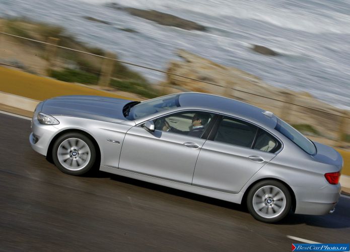 2011 BMW 5-series Sedan - фотография 86 из 248 2011 BMW 5-series Sedan - фотография 86 из 248