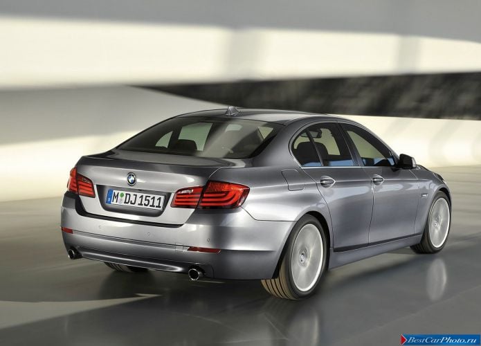 2011 BMW 5-series Sedan - фотография 102 из 248 2011 BMW 5-series Sedan - фотография 102 из 248