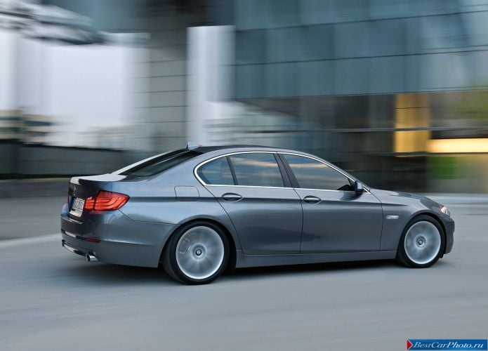 2011 BMW 5-series Sedan - фотография 103 из 248 2011 BMW 5-series Sedan - фотография 103 из 248