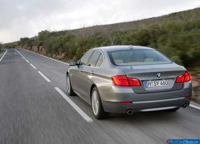 2011 BMW 5-series Sedan - фотография 134 из 248 2011 BMW 5-series Sedan - фотография 134 из 248