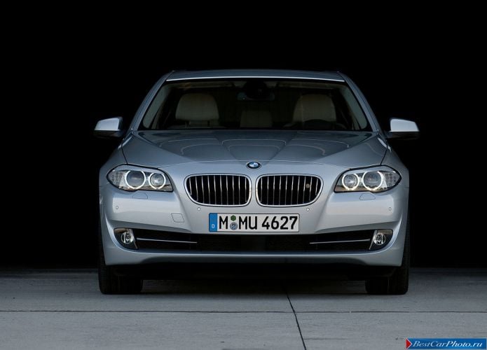 2011 BMW 5-series Sedan - фотография 150 из 248 2011 BMW 5-series Sedan - фотография 150 из 248