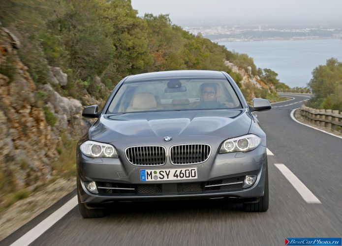 2011 BMW 5-series Sedan - фотография 152 из 248 2011 BMW 5-series Sedan - фотография 152 из 248