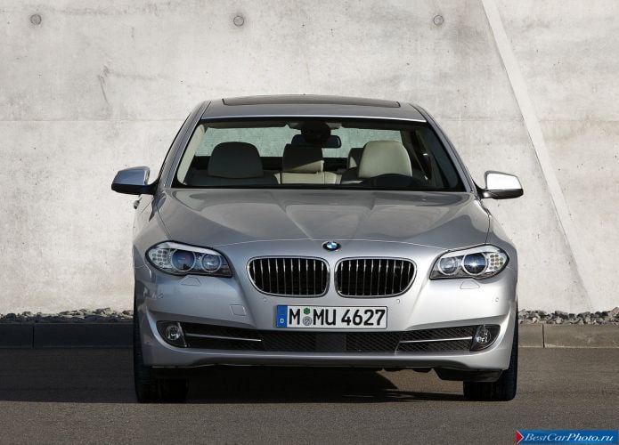 2011 BMW 5-series Sedan - фотография 155 из 248 2011 BMW 5-series Sedan - фотография 155 из 248