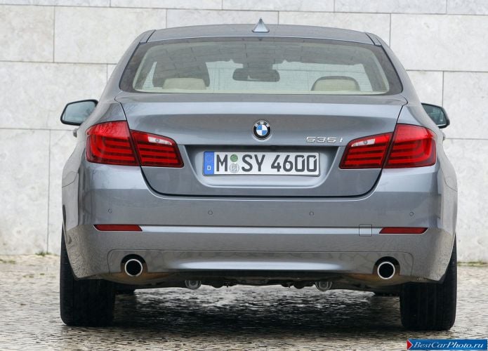 2011 BMW 5-series Sedan - фотография 160 из 248