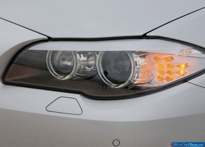 2011 BMW 5-series Sedan - фотография 217 из 248 2011 BMW 5-series Sedan - фотография 217 из 248