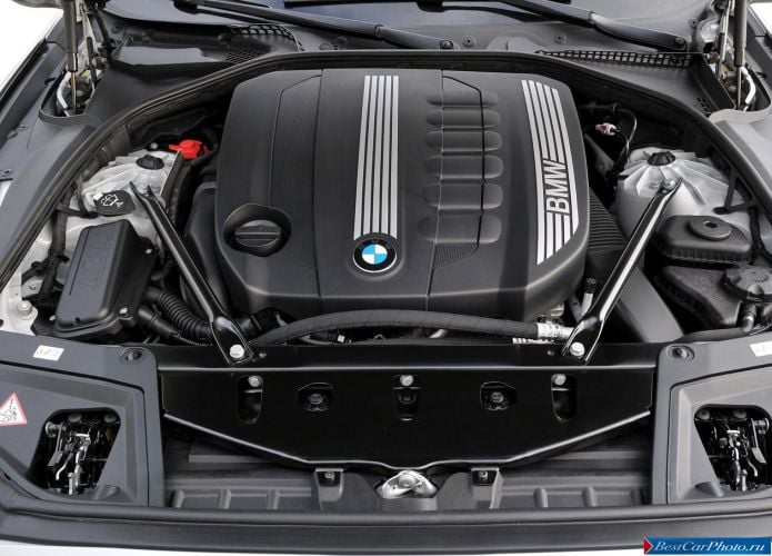 2011 BMW 5-series Sedan - фотография 223 из 248