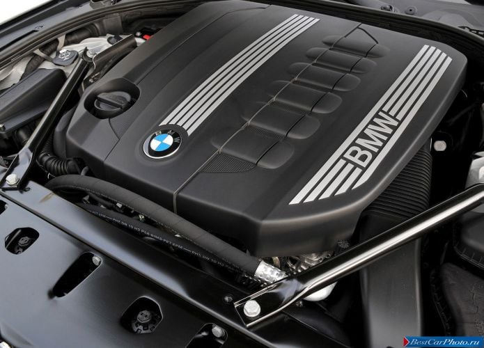 2011 BMW 5-series Sedan - фотография 225 из 248