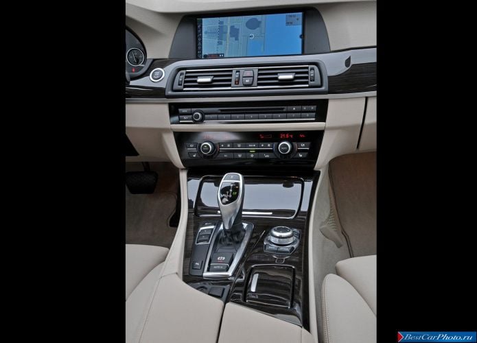 2011 BMW 5-series Sedan - фотография 227 из 248 2011 BMW 5-series Sedan - фотография 227 из 248