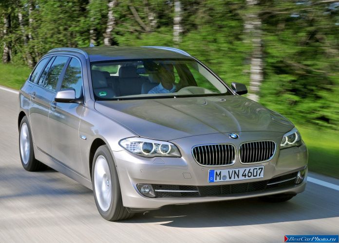 2011 BMW 5-series Touring - фотография 13 из 194