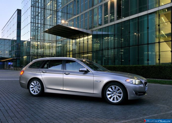 2011 BMW 5-series Touring - фотография 28 из 194 2011 BMW 5-series Touring - фотография 28 из 194