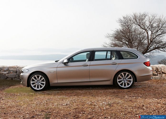 2011 BMW 5-series Touring - фотография 30 из 194 2011 BMW 5-series Touring - фотография 30 из 194