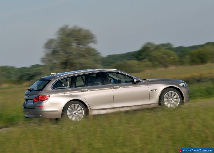 2011 BMW 5-series Touring - фотография 93 из 194