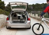 bmw_2011_5-series_touring_120.jpg