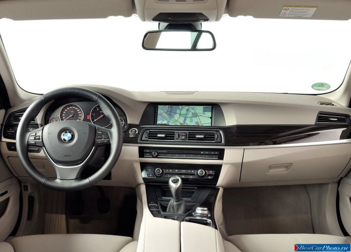 2011 BMW 5-series Touring - фотография 130 из 194 2011 BMW 5-series Touring - фотография 130 из 194
