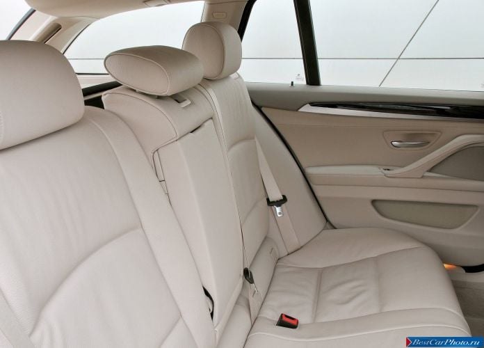 2011 BMW 5-series Touring - фотография 141 из 194 2011 BMW 5-series Touring - фотография 141 из 194