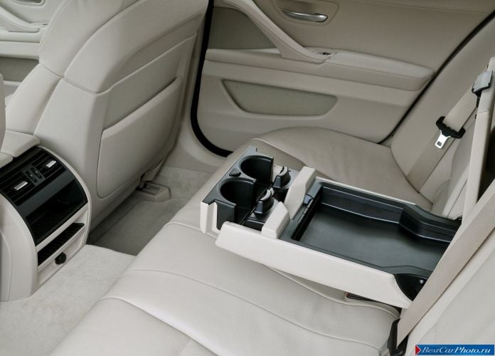 2011 BMW 5-series Touring - фотография 142 из 194 2011 BMW 5-series Touring - фотография 142 из 194