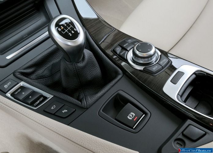 2011 BMW 5-series Touring - фотография 150 из 194 2011 BMW 5-series Touring - фотография 150 из 194