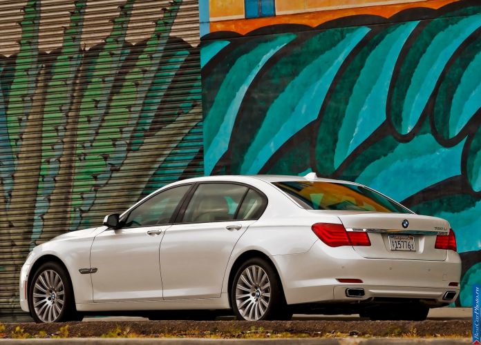 2011 BMW 750Li - фотография 39 из 70 2011 BMW 750Li - фотография 39 из 70