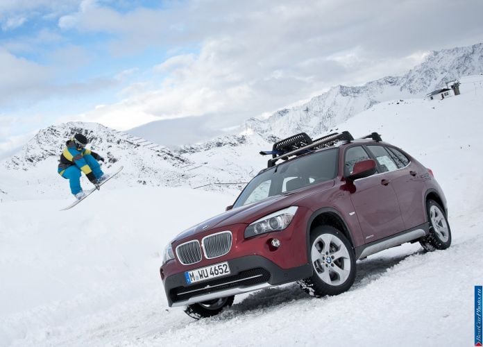 2011 BMW X1 xDrive28i - фотография 10 из 120