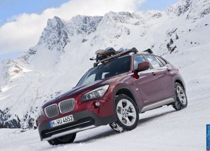 2011 BMW X1 xDrive28i - фотография 18 из 120