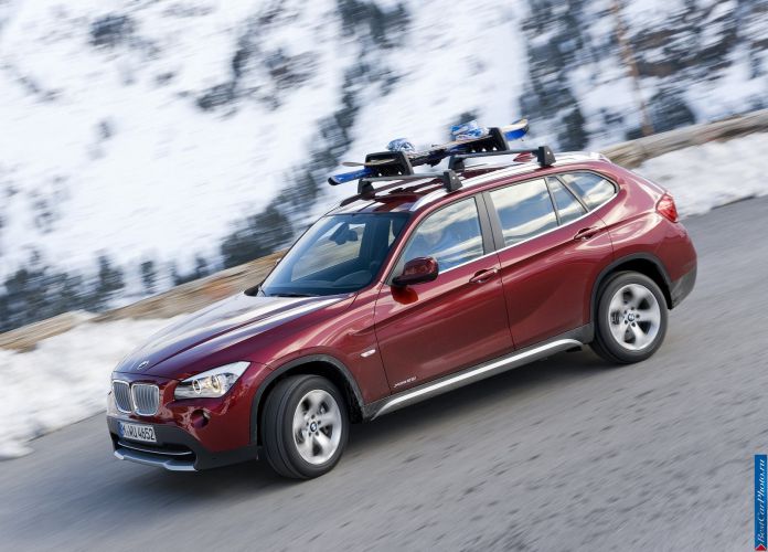 2011 BMW X1 xDrive28i - фотография 20 из 120