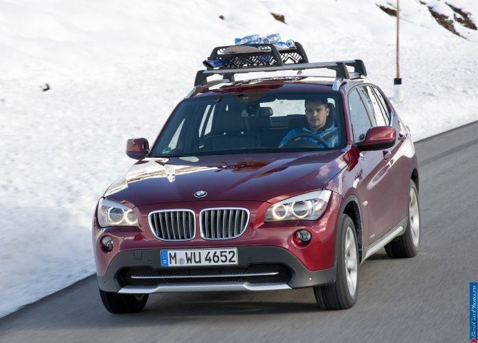2011 BMW X1 xDrive28i - фотография 22 из 120