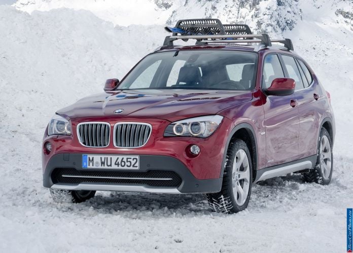 2011 BMW X1 xDrive28i - фотография 26 из 120