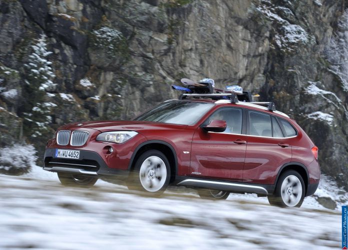 2011 BMW X1 xDrive28i - фотография 37 из 120
