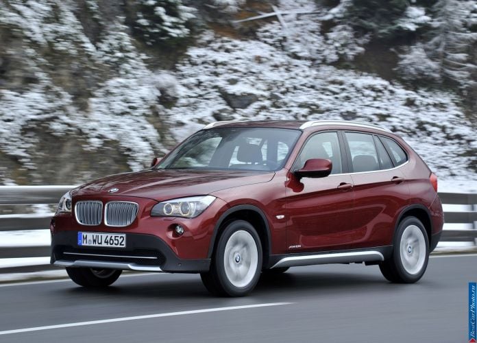2011 BMW X1 xDrive28i - фотография 39 из 120