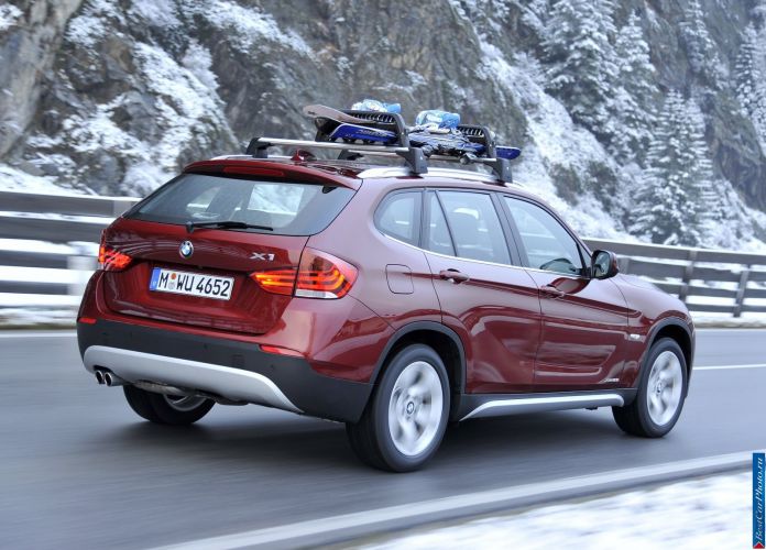 2011 BMW X1 xDrive28i - фотография 72 из 120 2011 BMW X1 xDrive28i - фотография 72 из 120